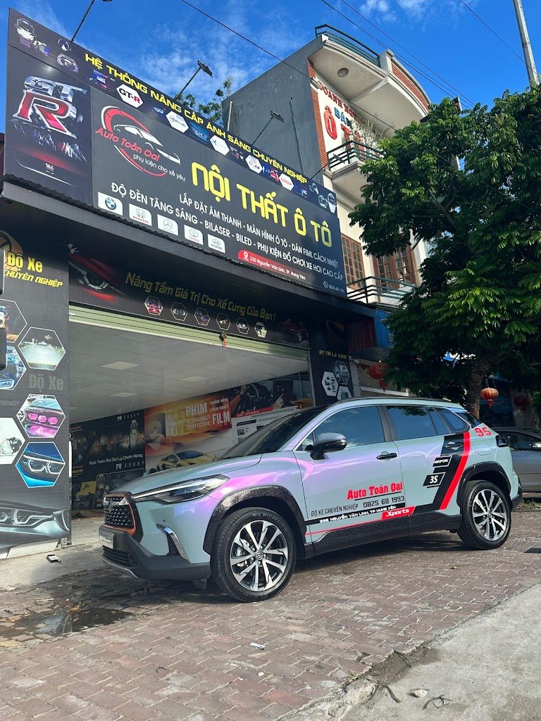 NỘI THẤT Ô TÔ TOẢN OAI
